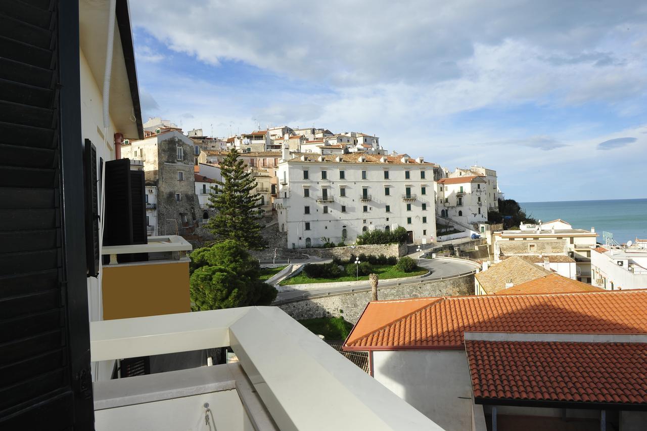 Hotel Borgo Marina Rodi Garganico Exterior foto